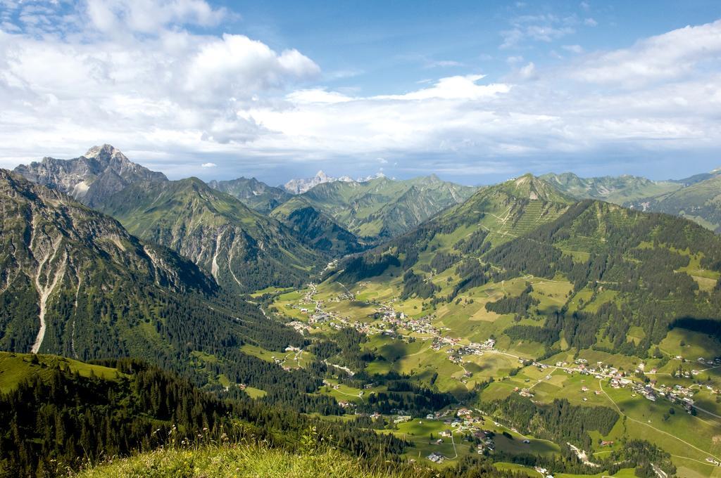 Alpen Select Lodge Kleinwalsertal Riezlern Kültér fotó